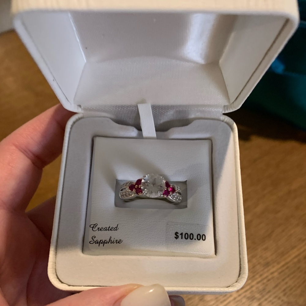 Brand new size 8 ring